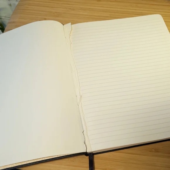 ❤️  Lined Journal Notebook - Picture 5 of 8